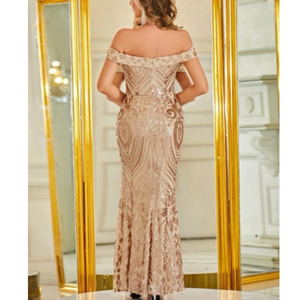Luxe off shoulder slit thigh holidays party sequins dress - Picture 6 of 16